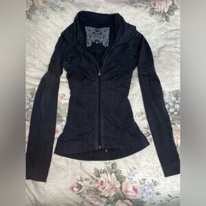 Nomad Black Thermal Wear